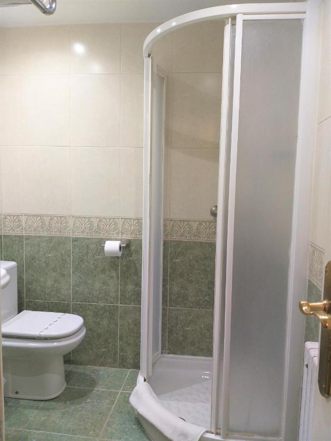 Alojamientos Pamplona Bagian luar foto